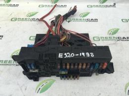 Блок предохранителей Mercedes E-Class (W211) 2002-2009 