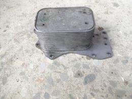  Радиатор масляный (Теплообменник) Volkswagen Touareg (I) 2002-2010