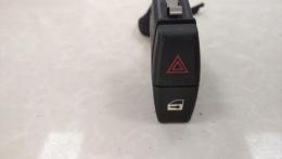 Кнопка аварийной сигнализации BMW 5 Series (E60) 2002-2010