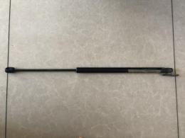 Амортизатор двери багажника (Торсион) правый Kia Sportage (II) 2004-2010