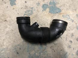 Патрубок воздушного фильтра Mercedes C-Class (W203) 2000-2008