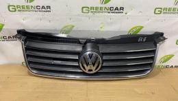 Решетка радиатора Volkswagen Passat (B5+) 2000-2005  