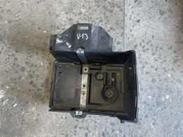 Крепление АКБ Ford Focus (II) 2005-2011