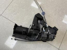Замок передней левой двери Ford Focus (II) 2005-2011