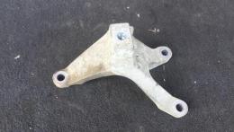 Кронштейн КПП левый Ford Focus (II) 2005-2011