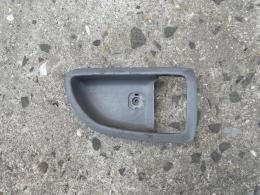 Накладка ручки правая Kia Sorento (I) 2002-2009