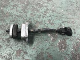 Ограничитель задней двери Honda Pilot (II) 2008-2015