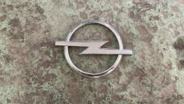 Эмблема на крышку багажника Opel Vectra (C) 2002-2008