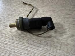 Датчик температуры Volkswagen Golf (IV) 1997-2006