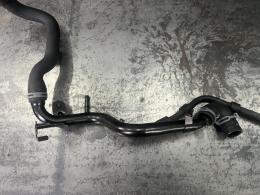 Патрубок системы охлаждения Volkswagen Passat (B5+) 2000-2005