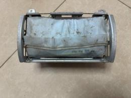 Подушка безопасности AIR BAG в торпедо Mitsubishi Carisma (I) 1995-2003